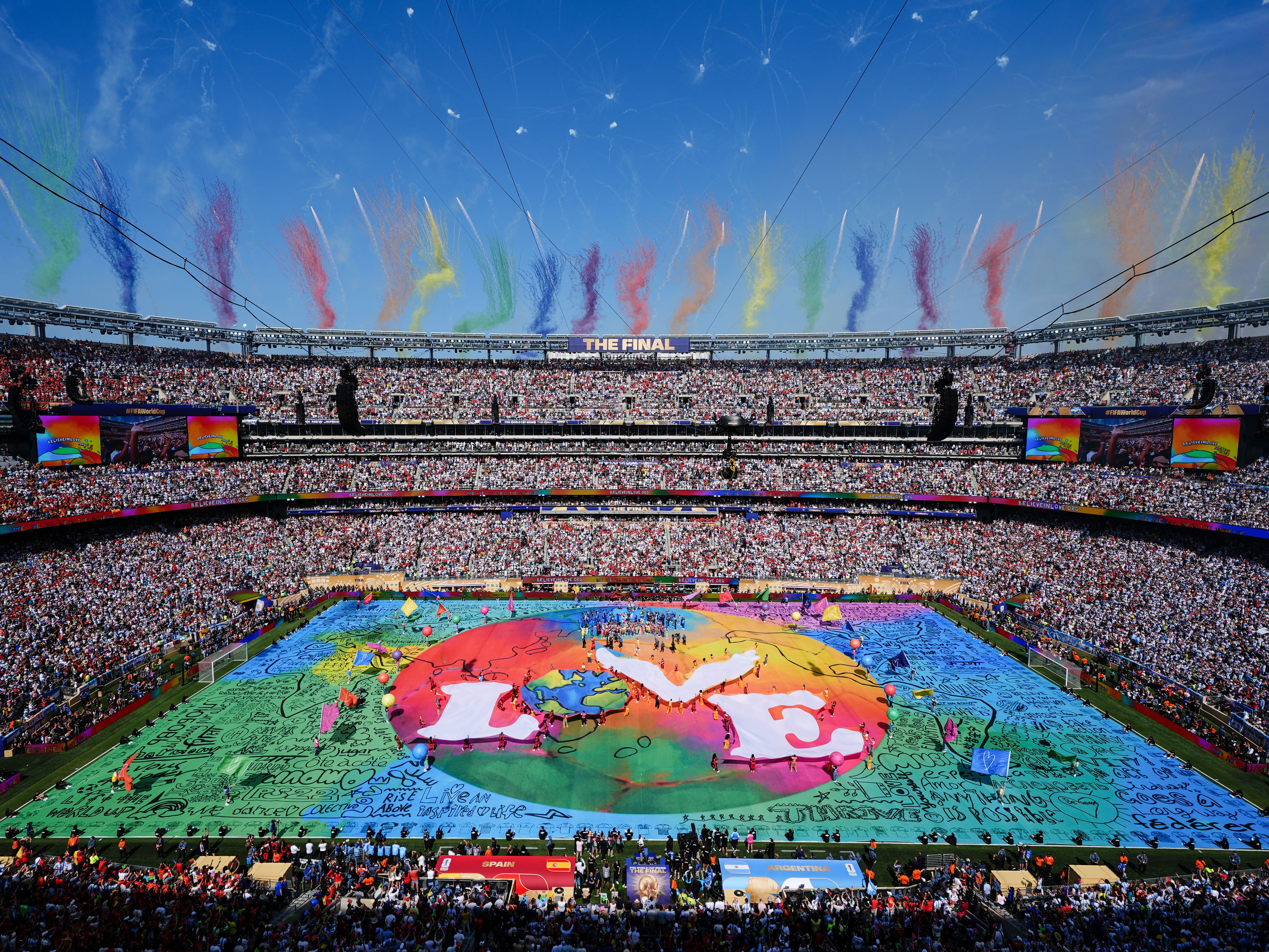 Wayne Rooney delivers brutal verdict on first World Cup final half-time show