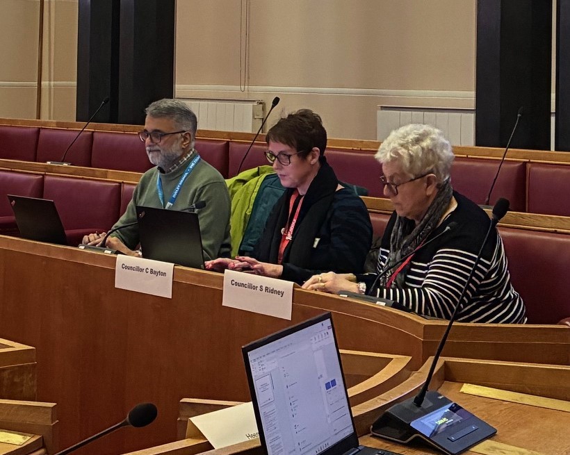 Black Country children are 'swapping dummies for vapes', councillor says